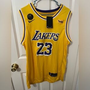 Lebron James Jersey
